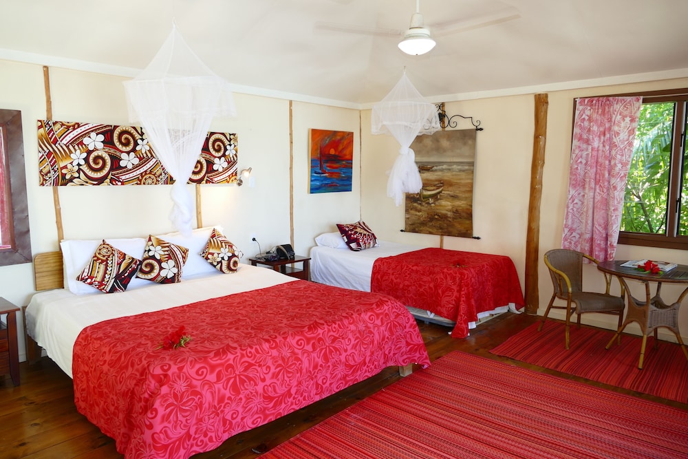 Lagoon, Water, King and Twin Beds, Lagoon and Ocean View