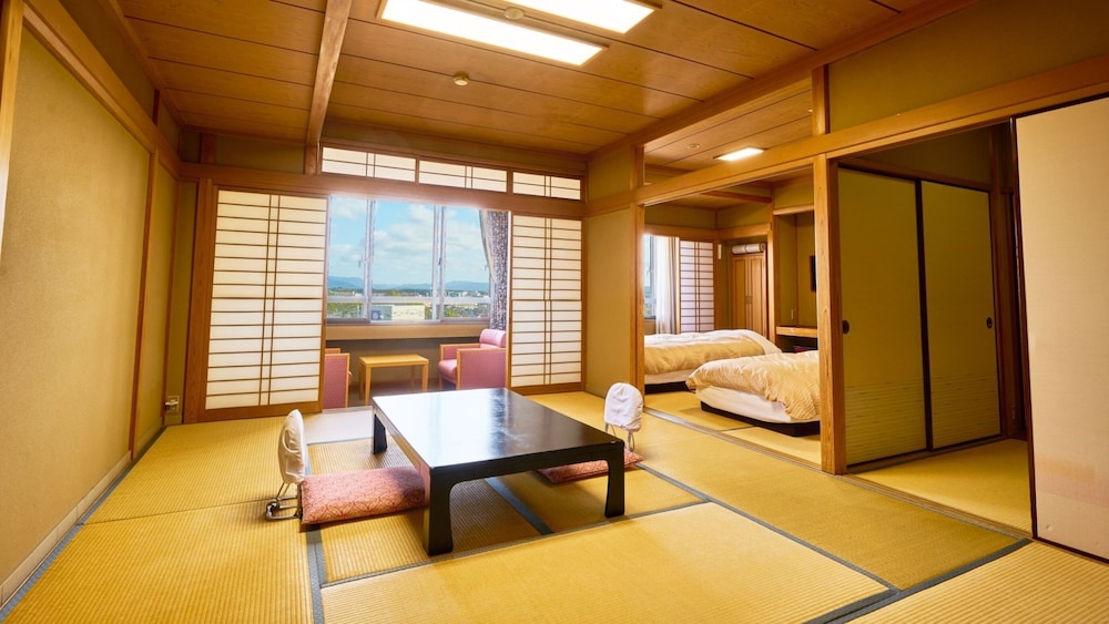 NARA PARK HOTEL 24/50