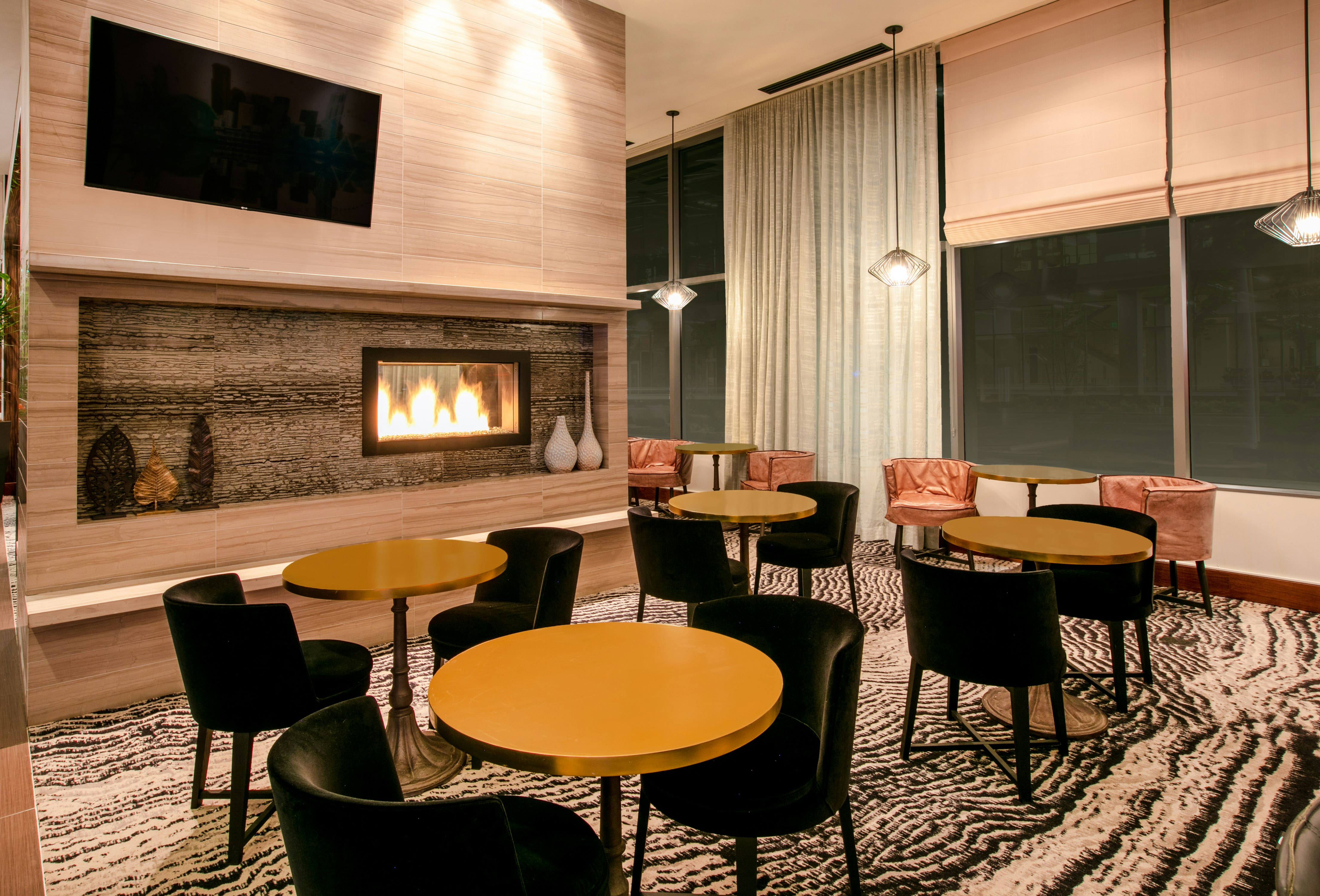 Hilton Garden Inn Seattle Downtown 76/80