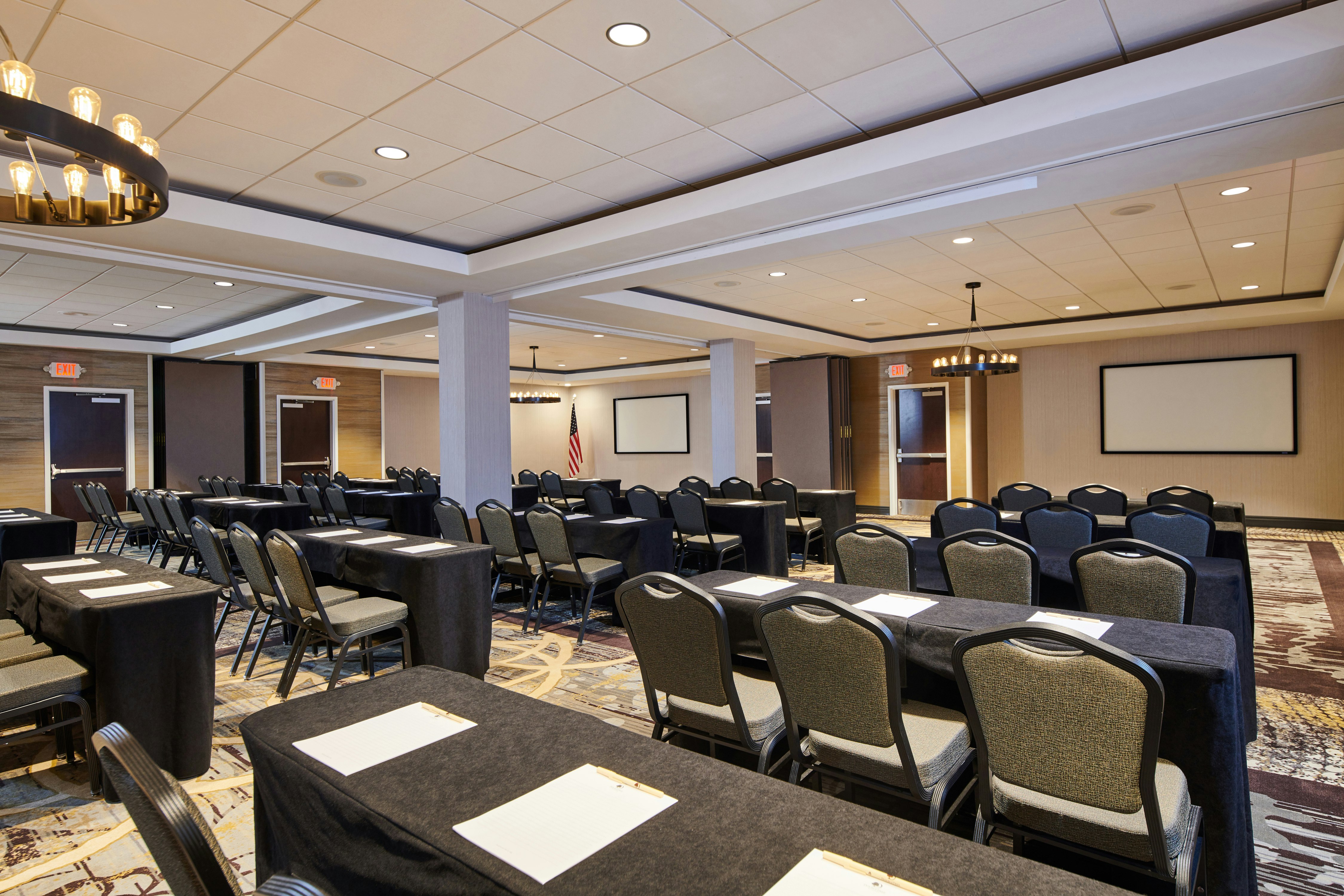 Doubletree By Hilton Raleigh Crabtree Valley 40/48