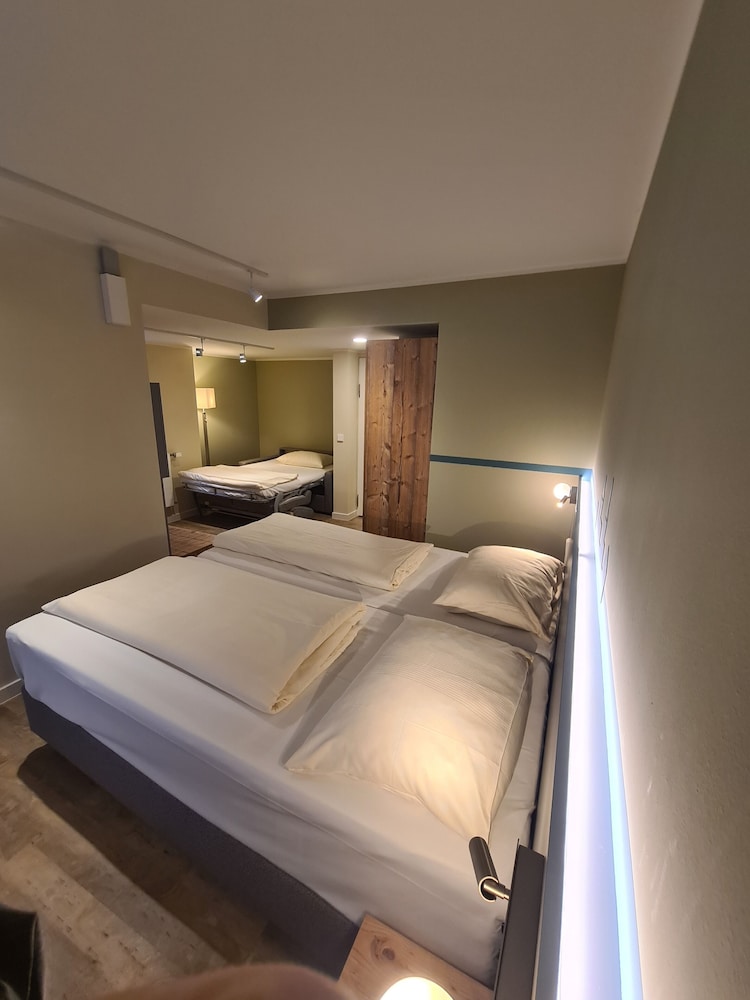 Stadthotel Engel 13/50