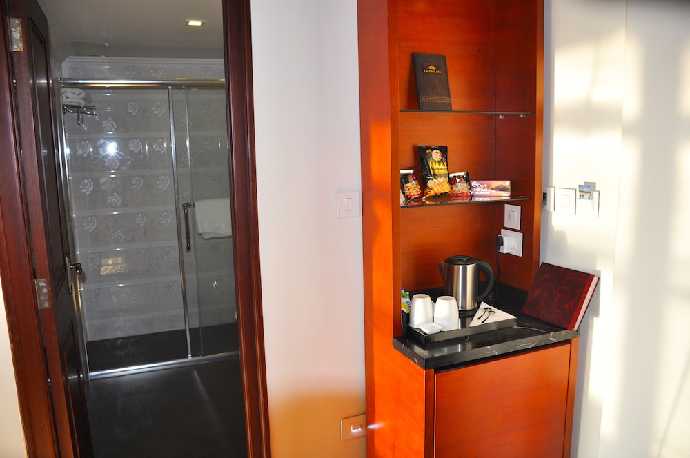 Lake Palace Hotel Trivandrum 44/44