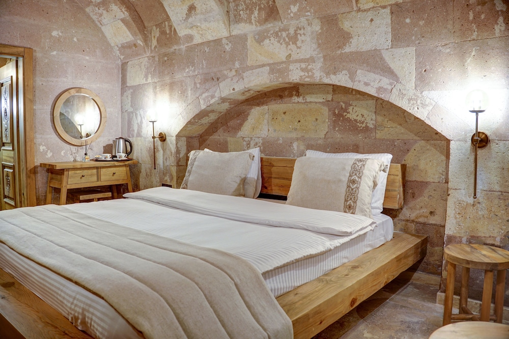 Alfa Cave Hotel 10/50
