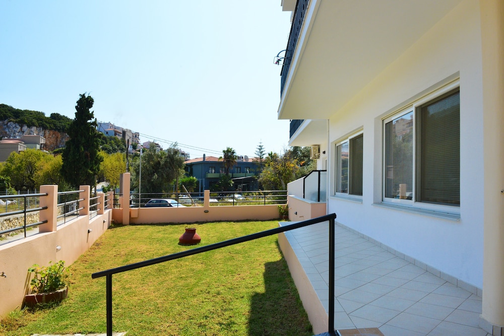 Despoina Skiathos 41/43
