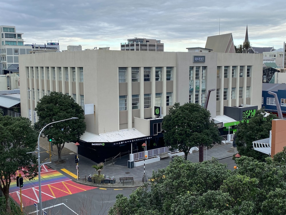 Quest New Plymouth 7/51