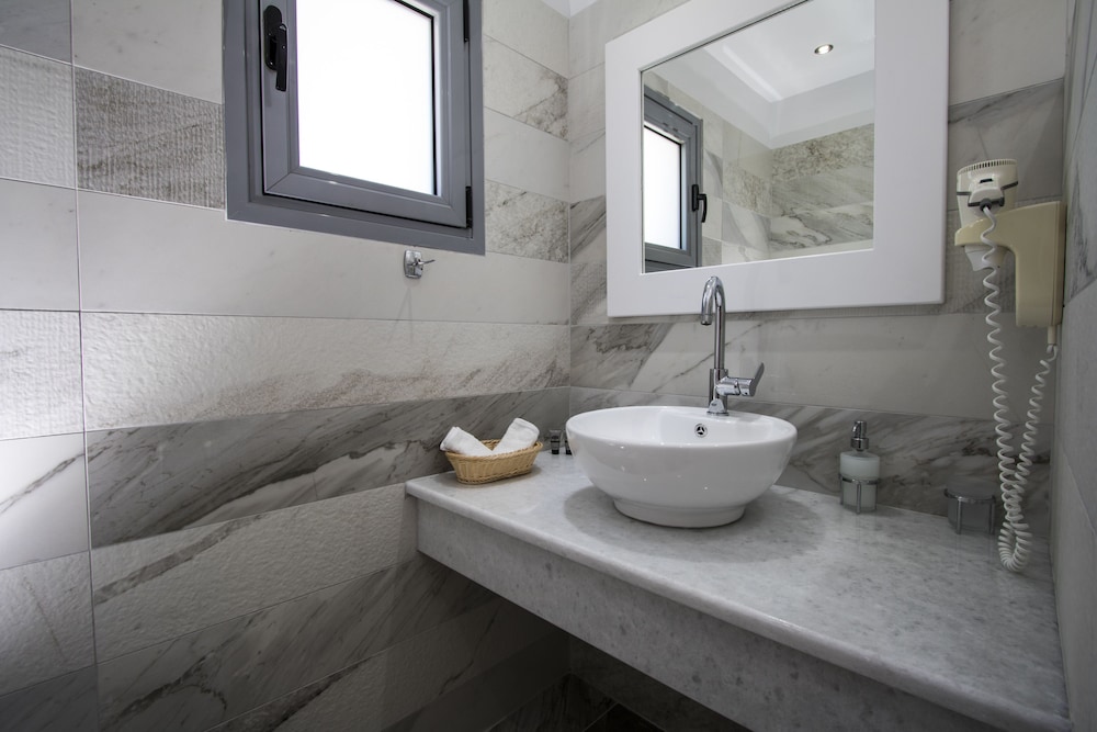 Our Villa Santorini 58/59