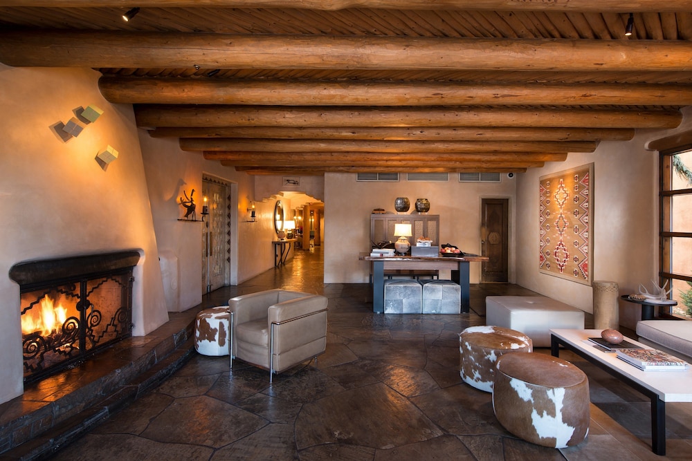 Rosewood Inn of the Anasazi 47/75