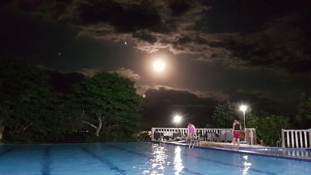 Bantayan Island Nature Park And Resort 53/62