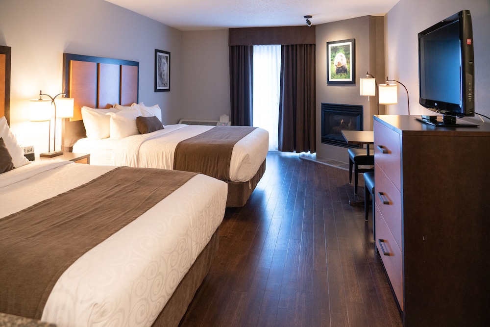 SUPERIOR, 2 QUEEN BEDS, BALCONY