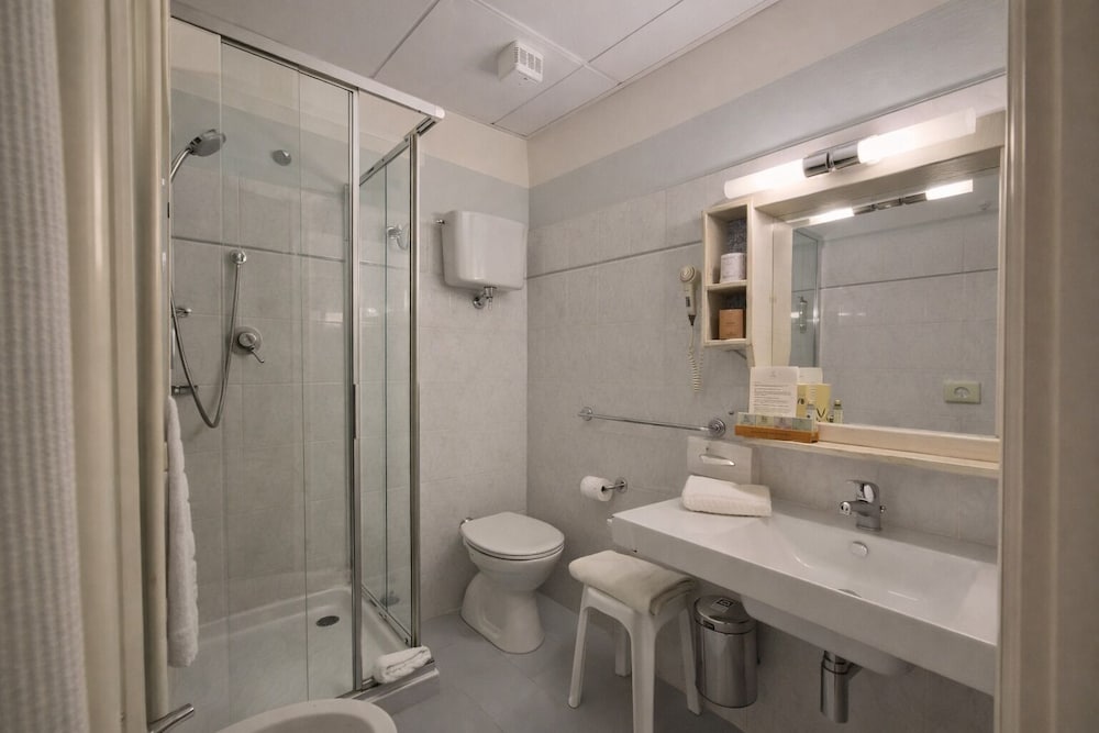 ALBERGO LE TERME 68/68