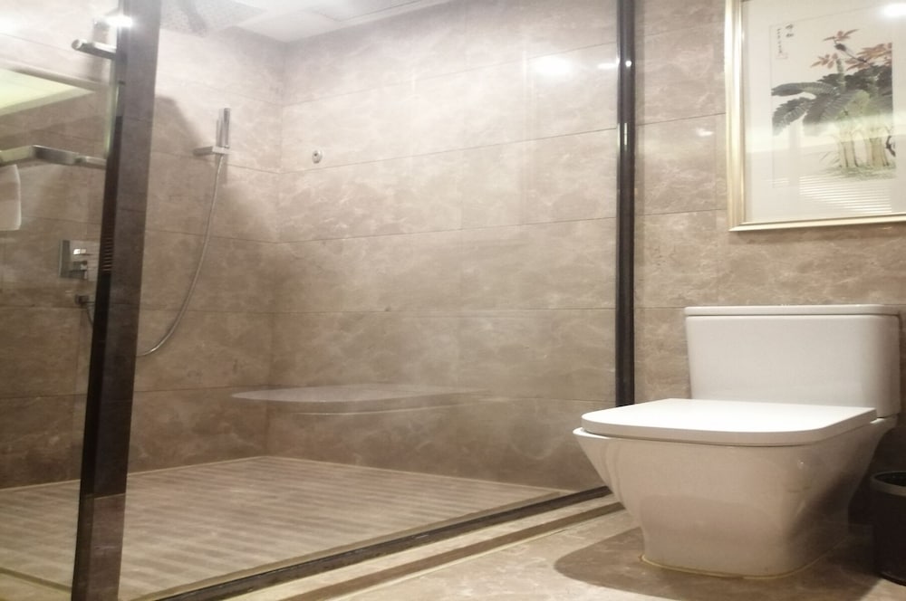 Tong Yu International Hotel 35/39