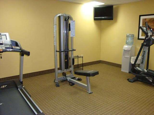 La Quinta Inn & Suites by Wyndham Fairfield TX 33/58