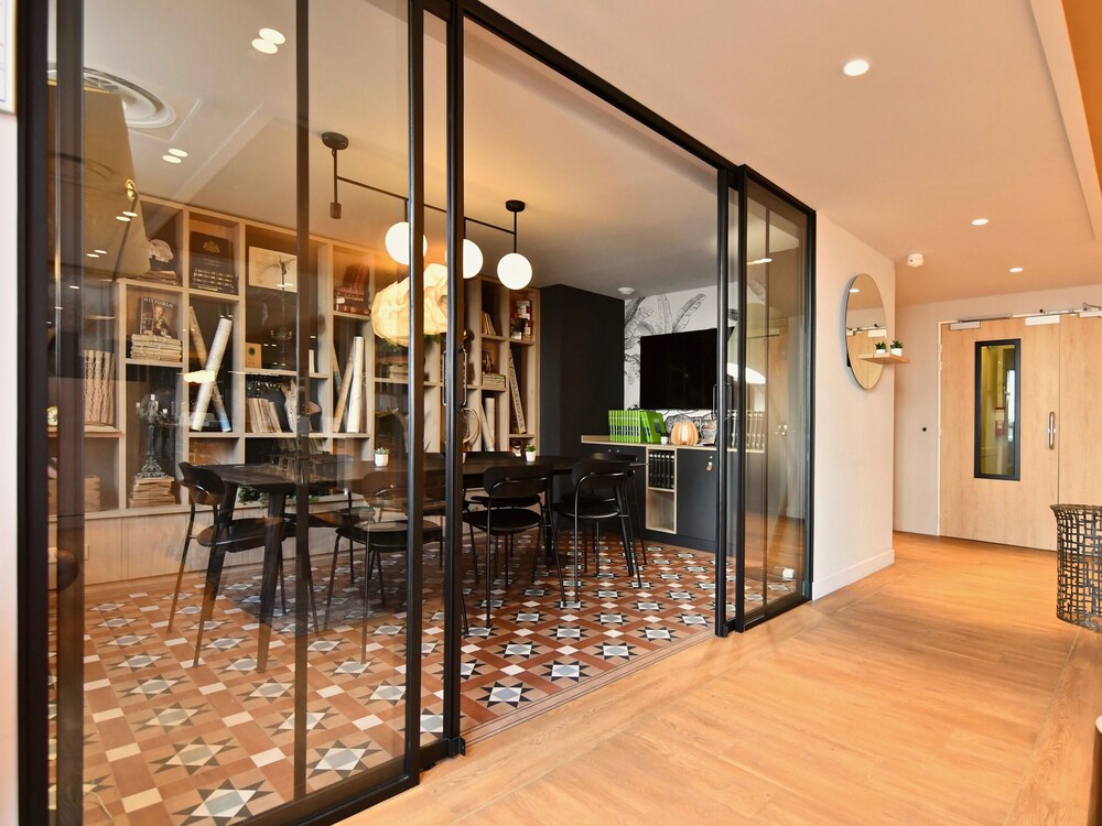 Ibis Budget Nantes Reze Aeroport 30/32