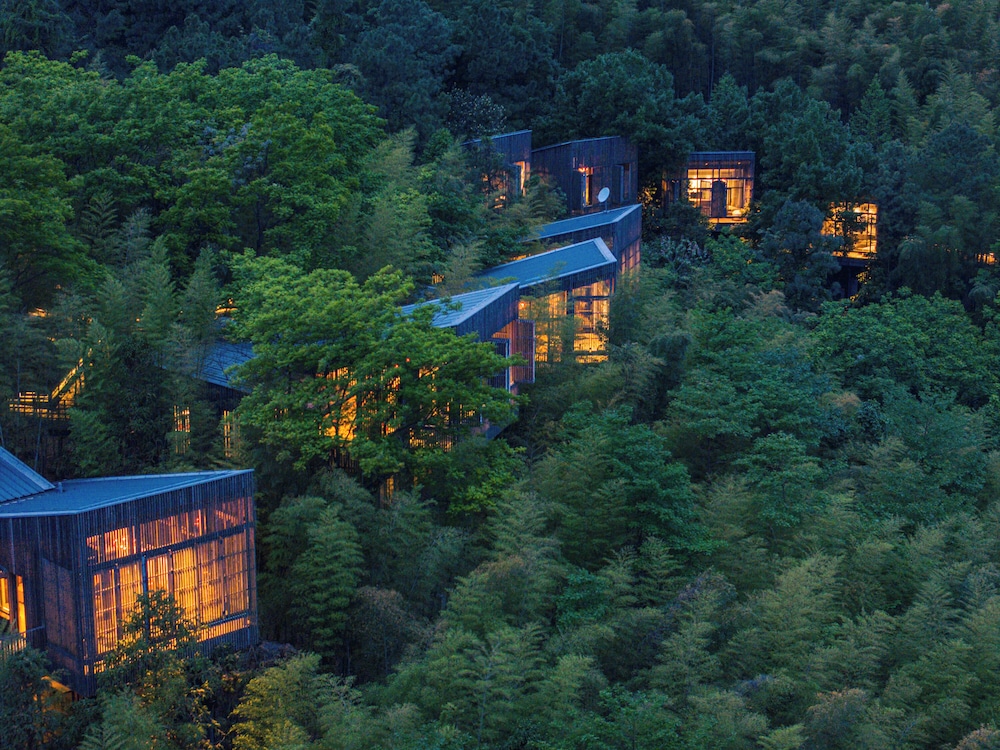 Meijie Mountain Hotspring Resort 42/43