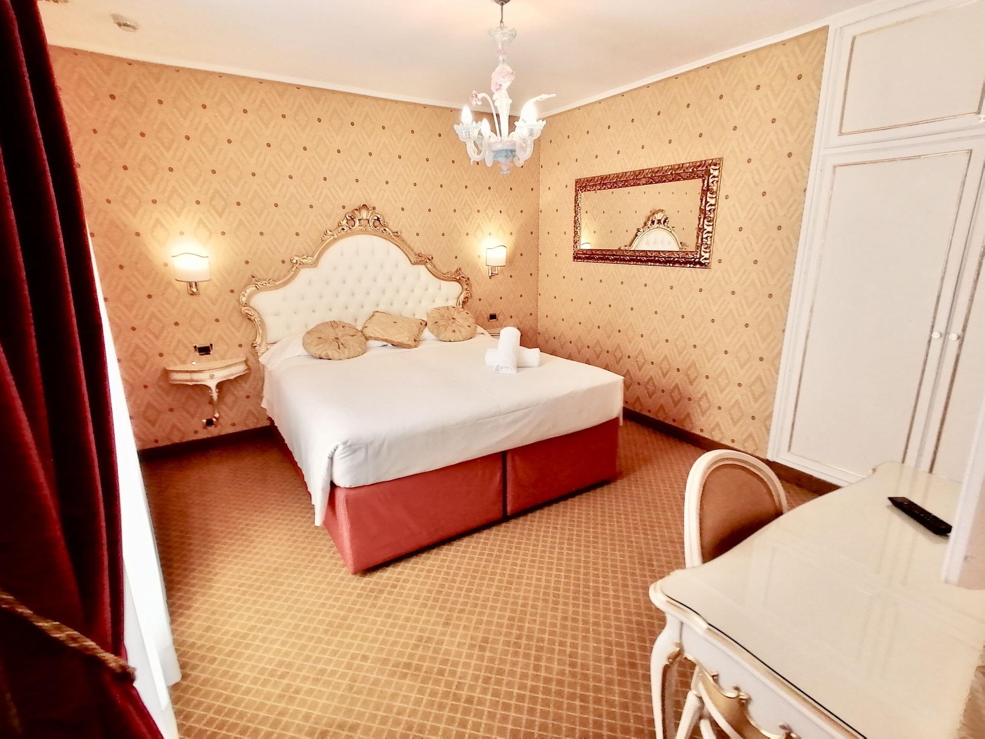 غرفة سوبيريور بسرير مزدوج، Gardena Hotel 3/6