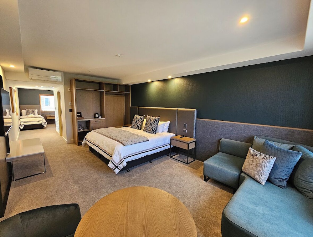 Distinction Luxmore 26/63