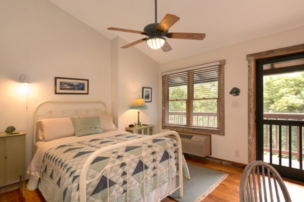 Bent Creek Lodge Bed &amp; Breakfast 17/50