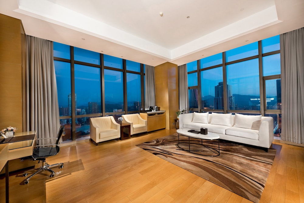 Wyndham Grand Shenzhen 34/47