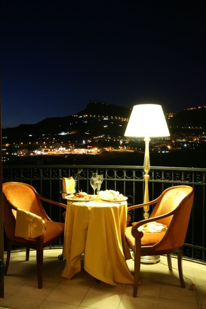 Federico Ii Palace Hotel 14/34