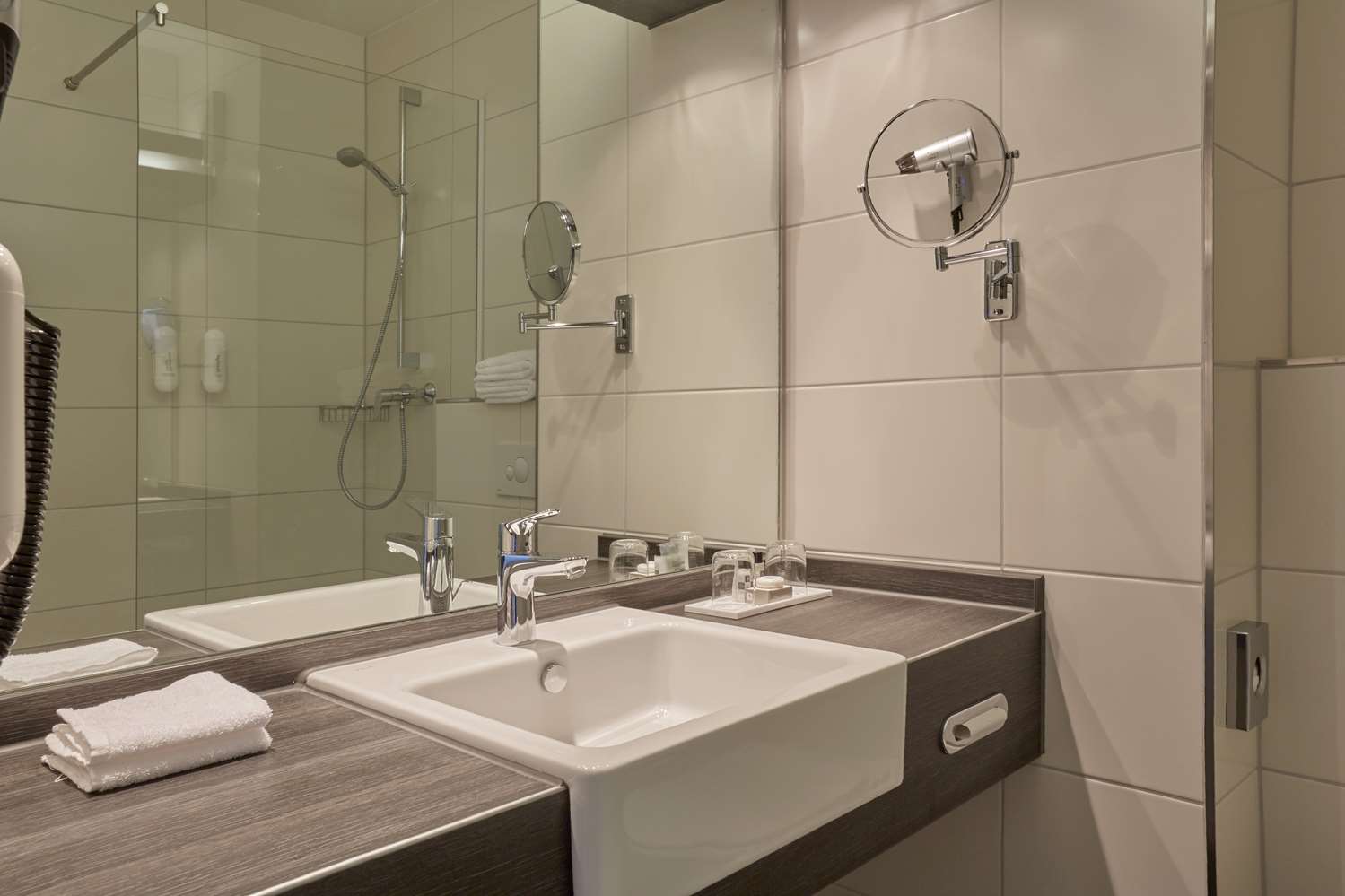H+ Hotel Koln Hurth 41/43