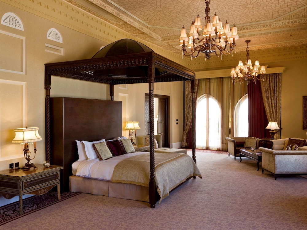 Sofitel Bahrain Zallaq Thalassa Sea and Spa 14/70