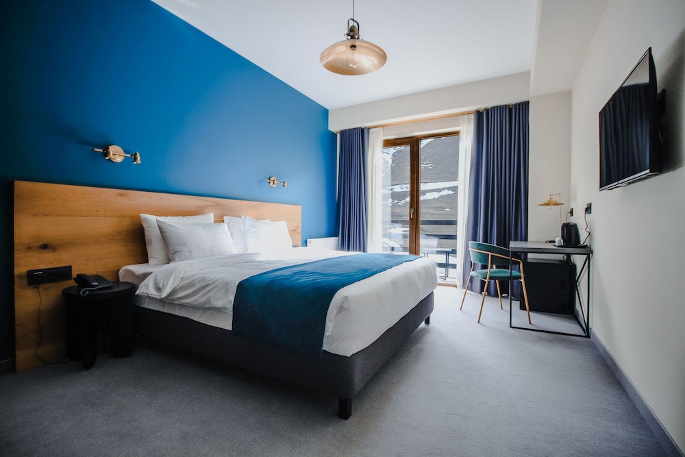 Suatis Resort Kazbegi 25/65