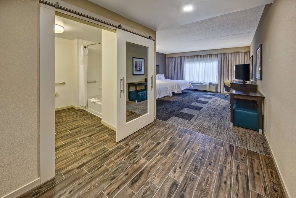 Hampton Inn And Suites Nashville Hendersonville 19/54