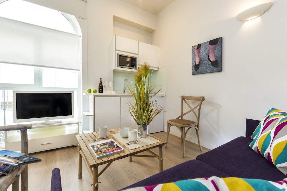 SUITES SEVILLA PLAZA 34/55