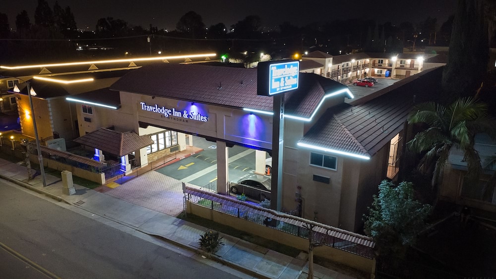 Travelodge Inn Suites By Wyndham West Covina 3/36