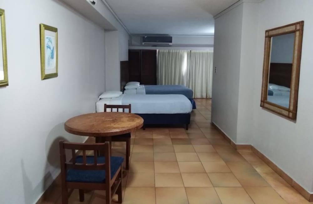 BUDGET, DOUBLE BED