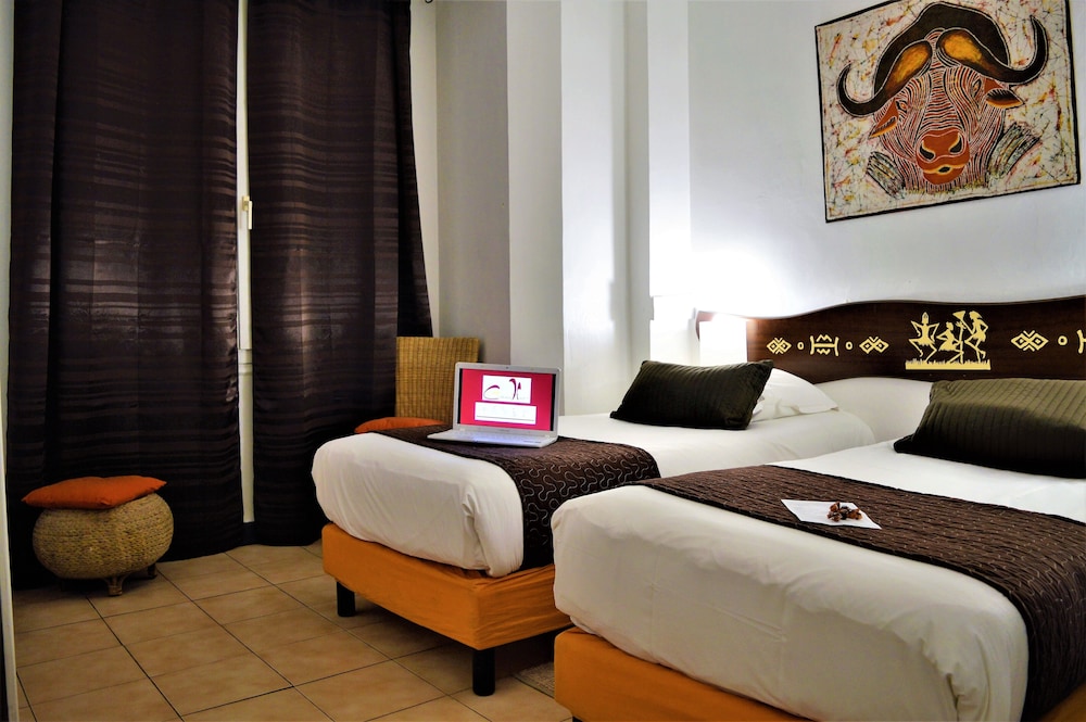 CELENYA HOTEL 39/68