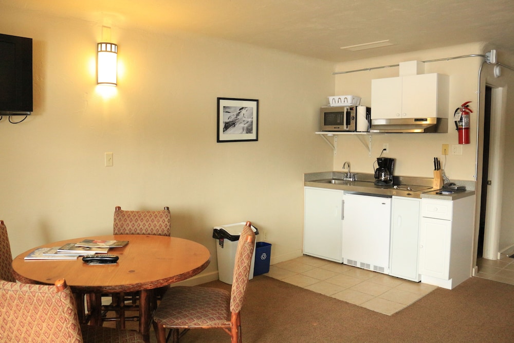 Sioux Lodge Suites by Grand Targhee Resort 7/50