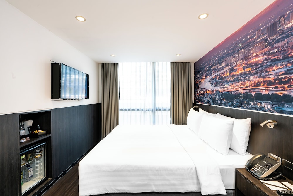 Galleria 12 Sukhumvit Bangkok by Compass Hospitality 12/50