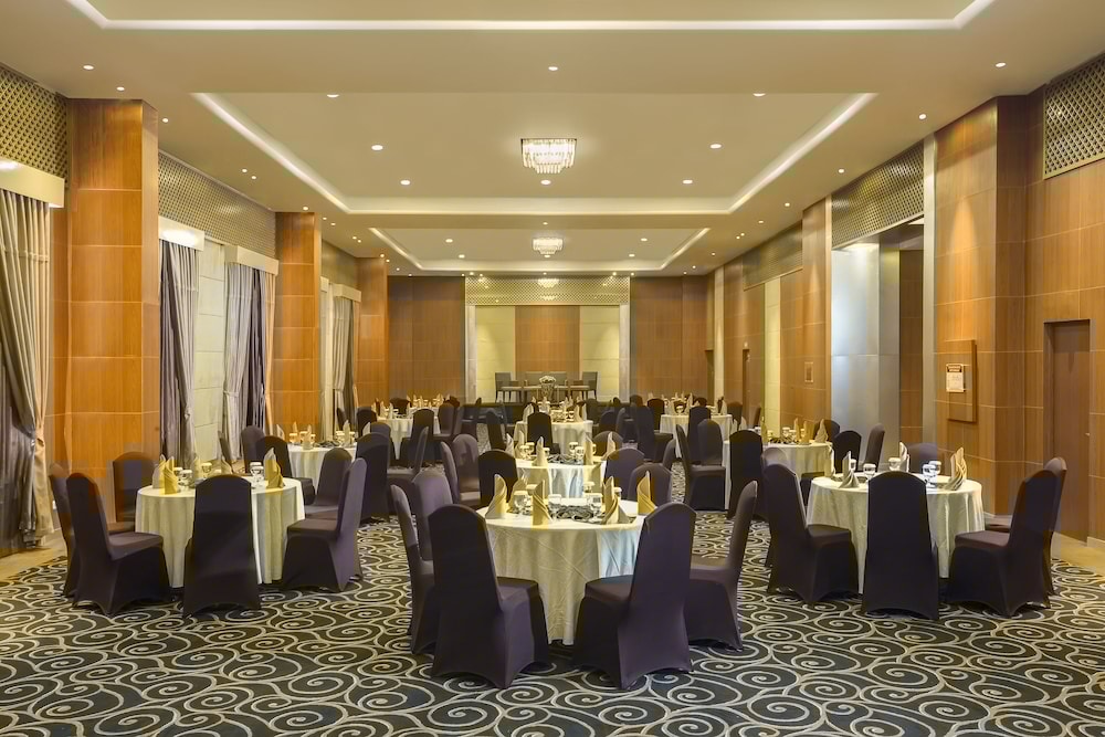 Swiss-Belhotel Bogor 50/63