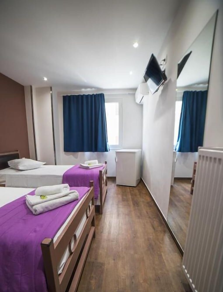 Mansion Hotel 14/45