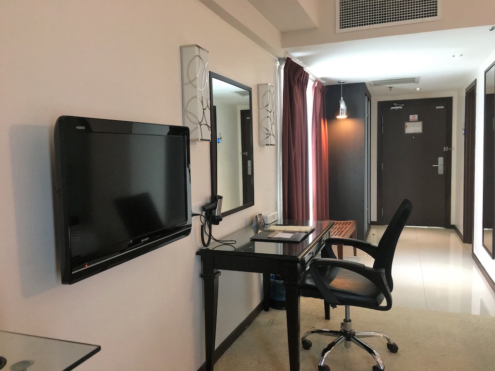 Kinta Riverfront Hotel And Suites 50/63