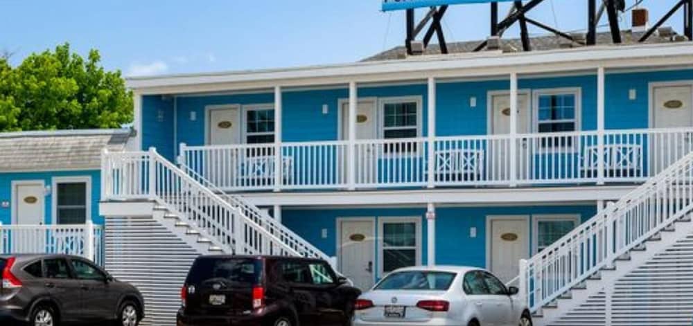 Madison Beach Motel 2/42