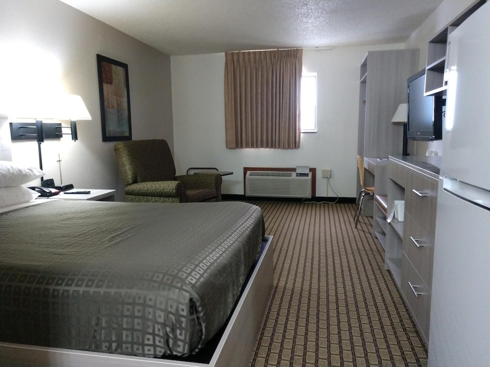 Park Inn by Radisson Maryville 11/50