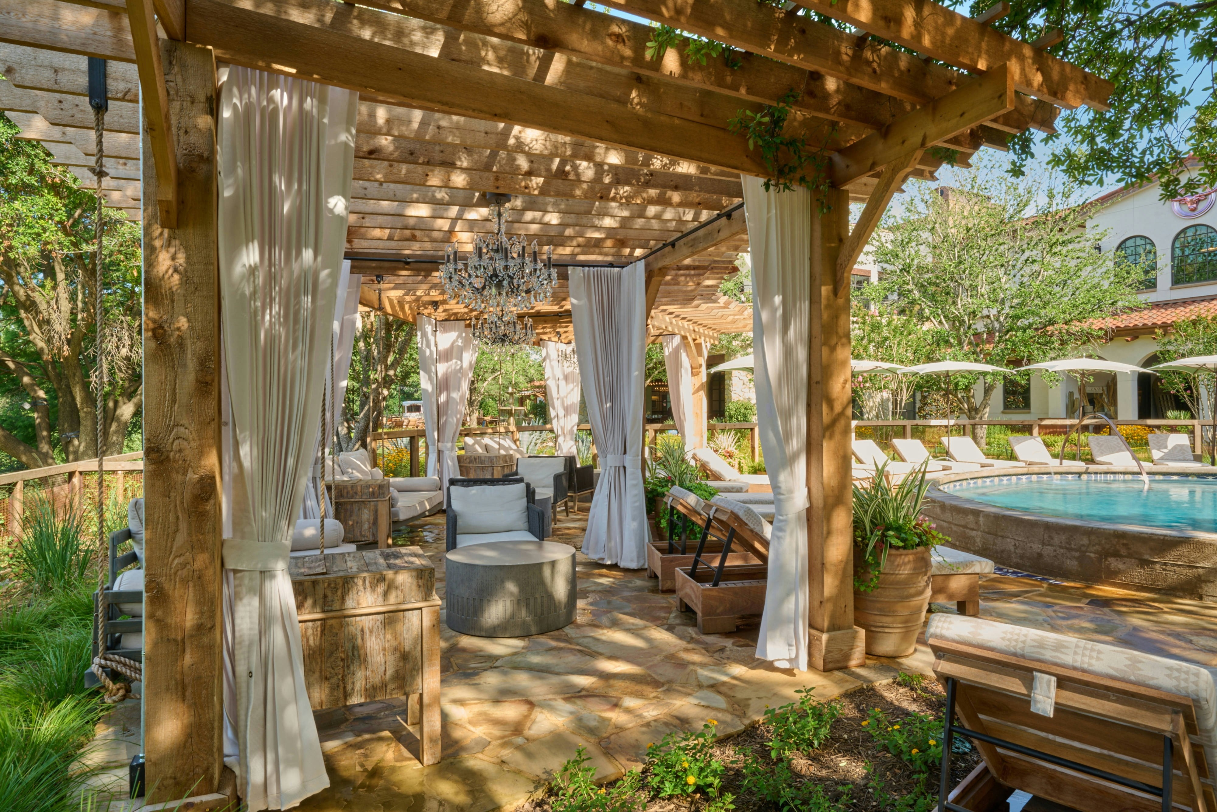 Hotel Drover, Autograph Collection 18/50