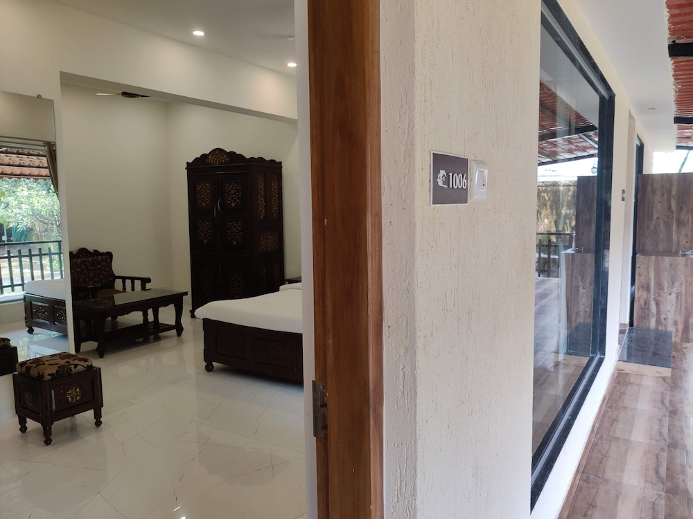 Pushp Vatika Resort & Lawns 8/60