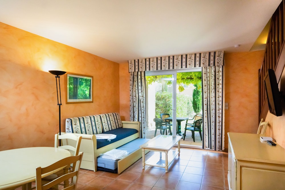 Residence Club Les Mazets de Camargue 28/59