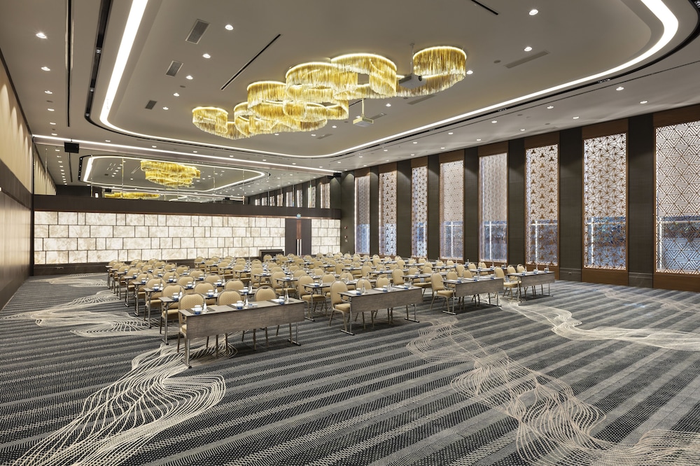 Titanic Business Kartal 9/50