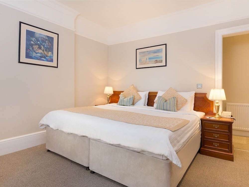 SUPERIOR, DOUBLE BED