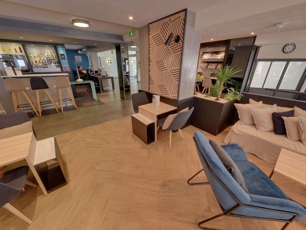 Mercure Lorient Centre Hotel 34/68