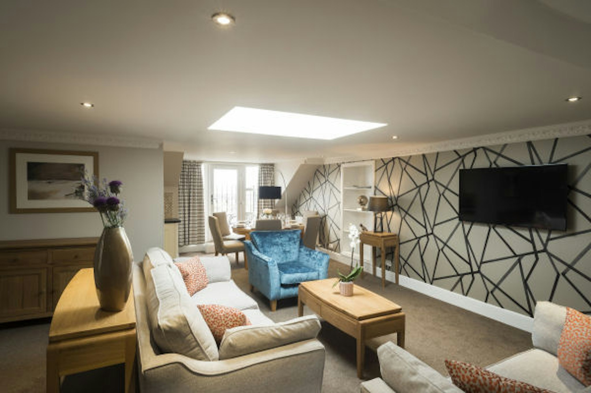 Sonder Royal Garden Apartments 5/8
