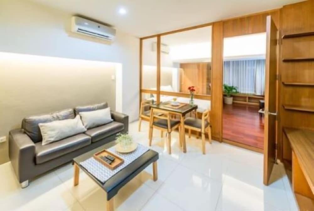 Laemtong Hotel Serviced Apartment 28/53
