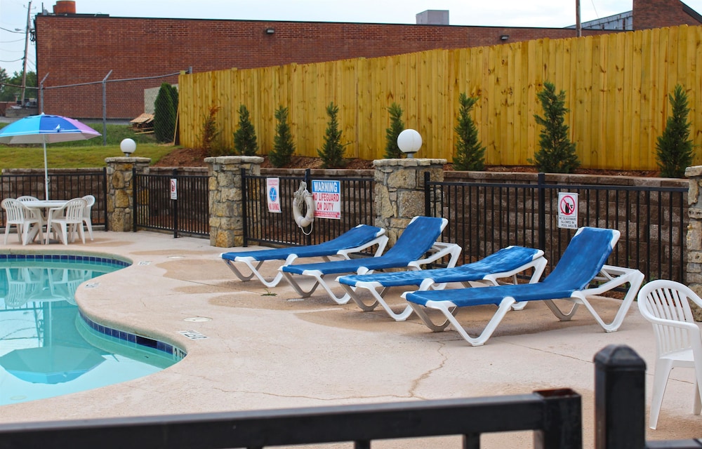Americas Best Value Inn Conyers 48/54