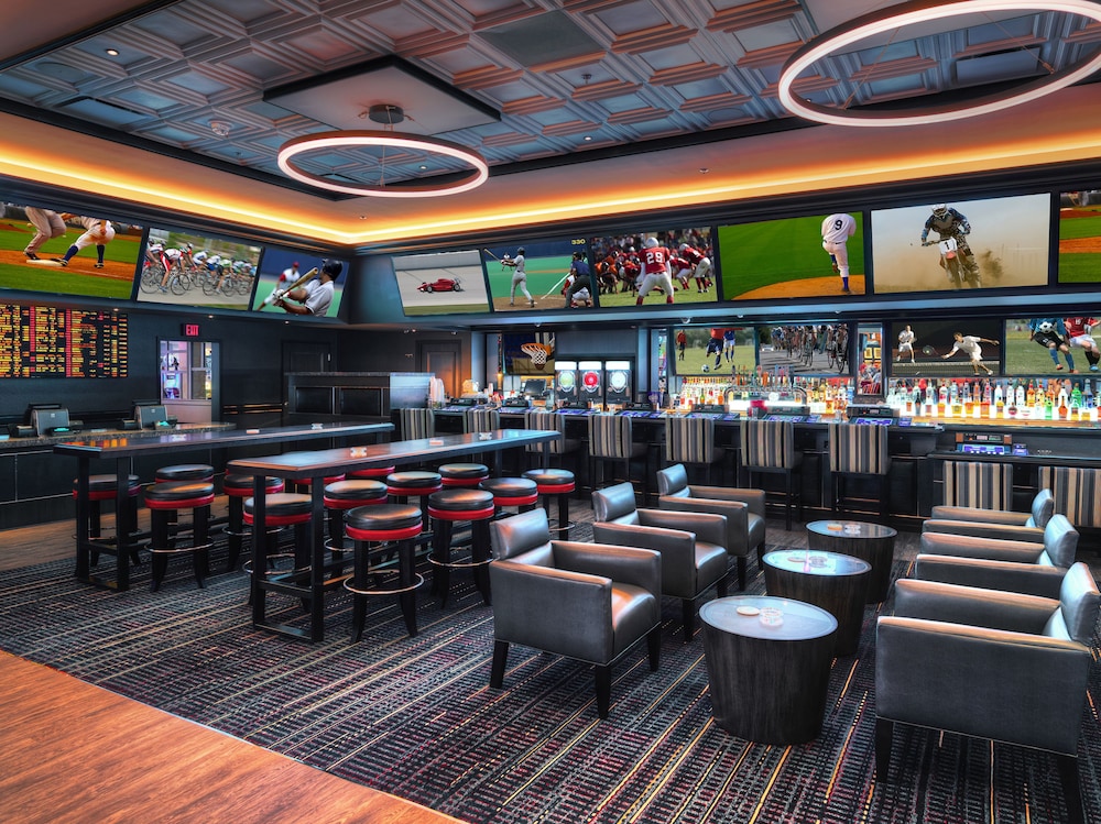 California Hotel And Casino 34/43