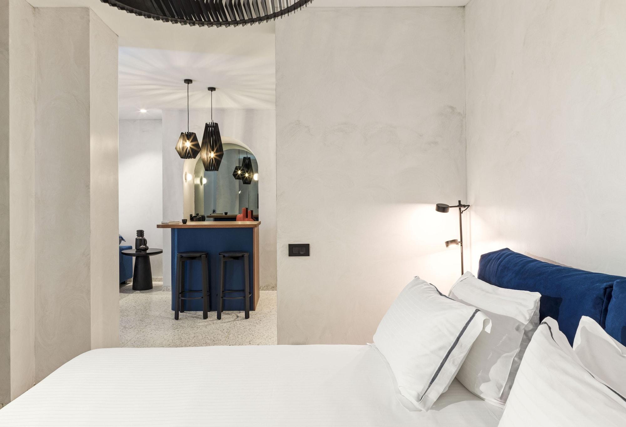 Villa, Outdoor Jetted Tub, Alcove