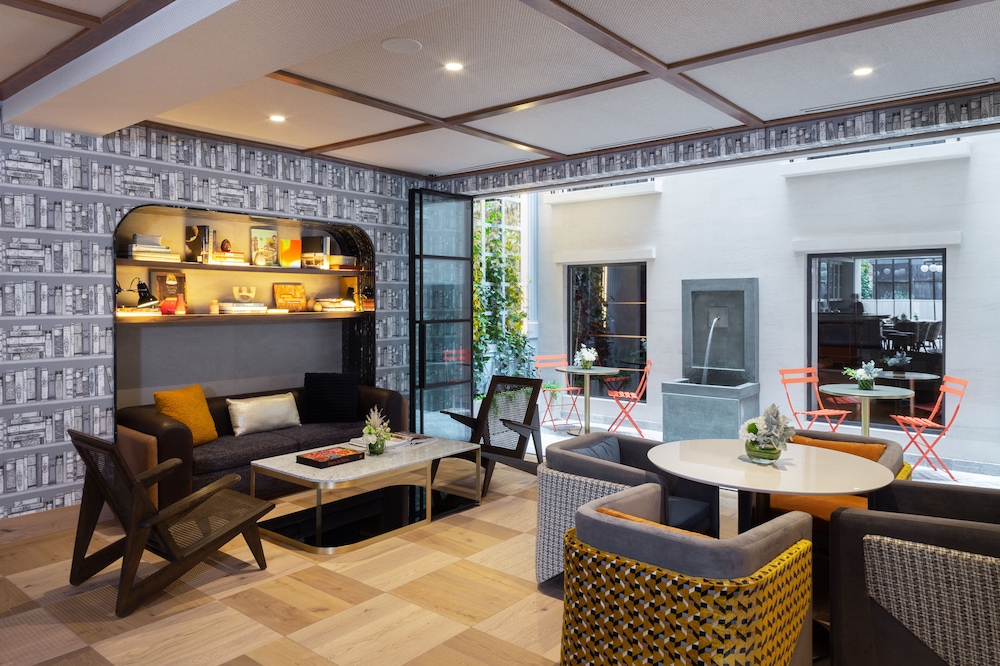 The Alest Hotel 29/45